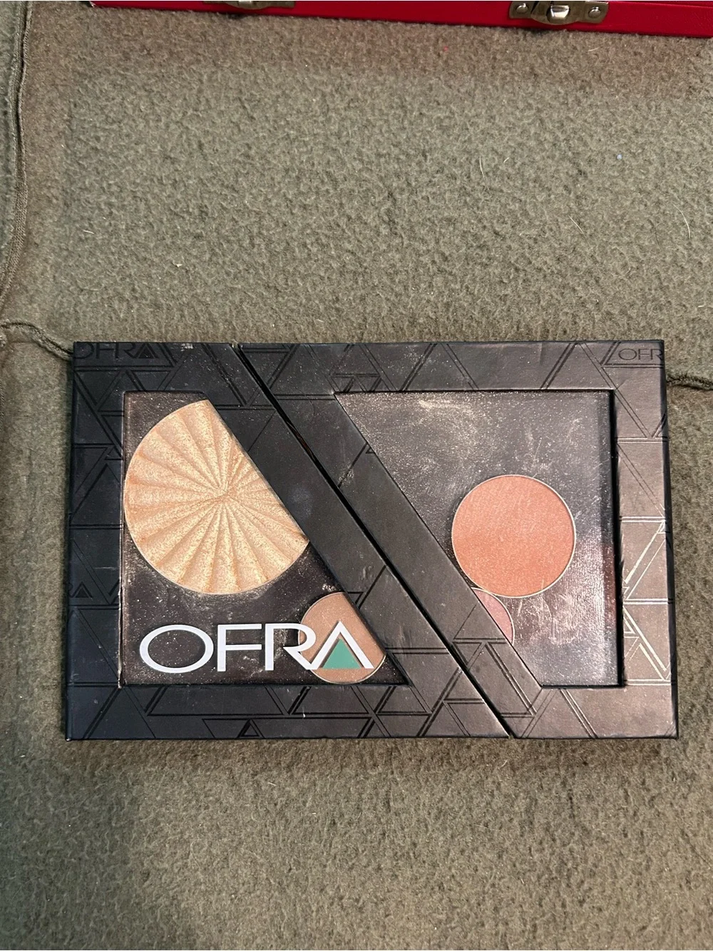 New Jeffree Star Blood Sugar Palette And OFRA Magnetic Palette